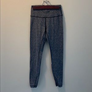 Lululemon heather grey high-rise leggings 6